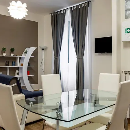 Mon - Pet Friendly La Spezia