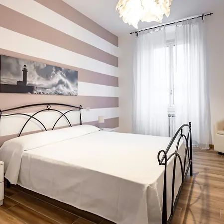 דירה Guesthost - Mon - Pet Friendly *