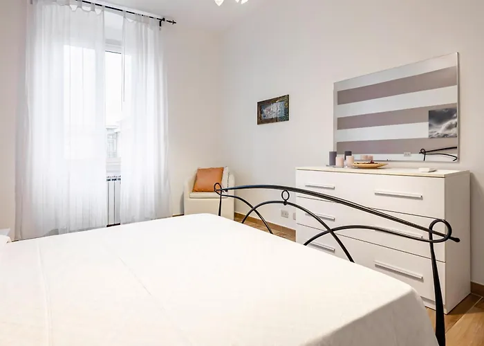 דירה Guesthost - Mon - Pet Friendly